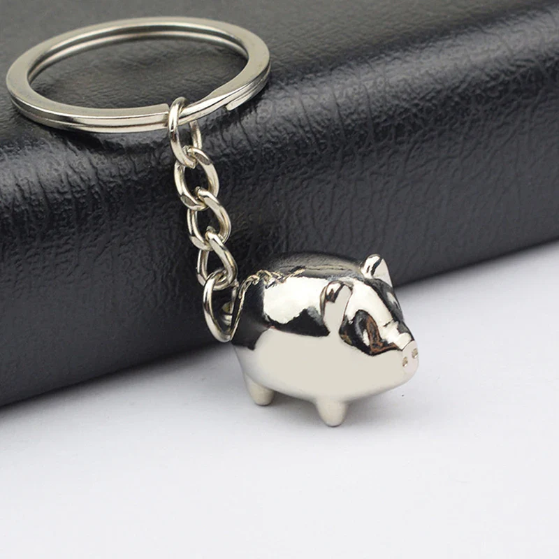 Schattige kleine varkenssleutelhanger | Mode tas hanger | Sleutelhanger dierenfiguur | Metalen accessoire | Auto sleutelhanger | Cadeau voor tas, sleutelbos of als trendy tassenhanger - Image 4