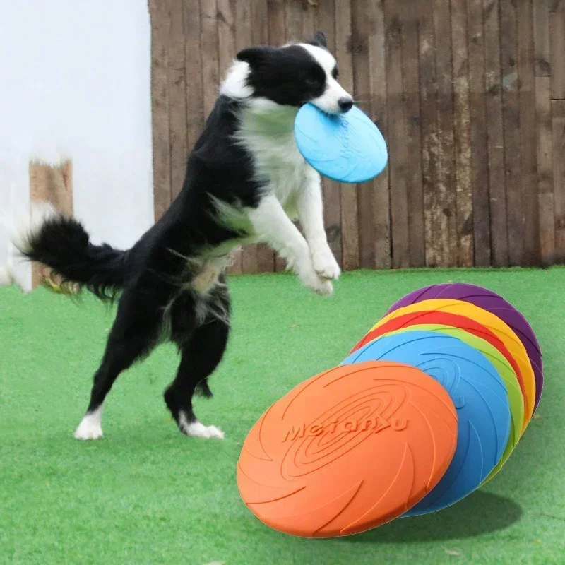 Rubber Frisbee voor Honden | Bijtbestendig en Interactief Speeltje | Verkrijgbaar in 15 cm en 22 cm | Diverse Kleuren | Duurzaam en Ideaal voor Actieve Honden van Alle Rassen - Image 2