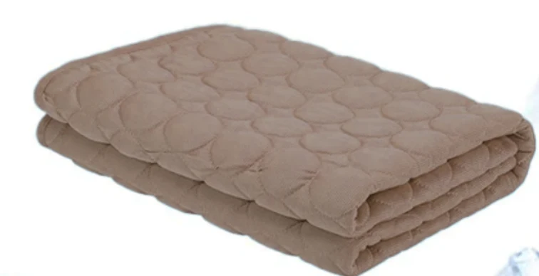 FrostPaw koelmat voor huisdieren | Zelfkoelende mat zonder gel of giftige stoffen | Directe verkoeling voor hond en kat | Veilig en comfortabel loungen - Image 11