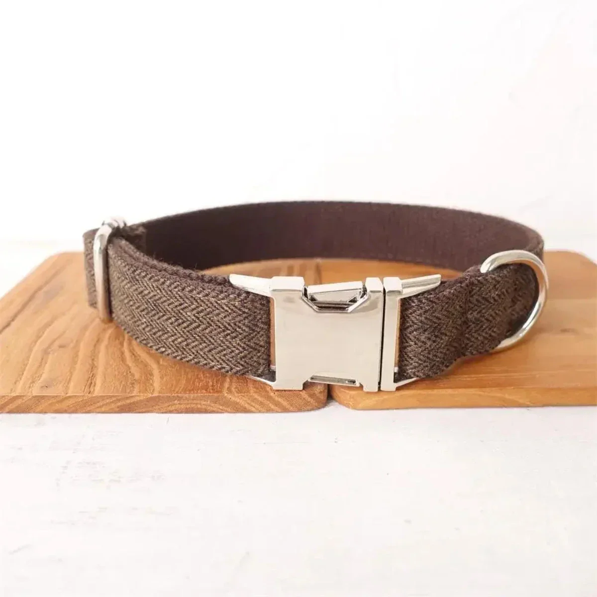 Hondenhalsband Ivy | Gepersonaliseerde Naamplaat | Duurzaam Nylon | Veiligheid & Comfort | Snelle Ontgrendeling | Alle Seizoenen Geschikt - Image 2