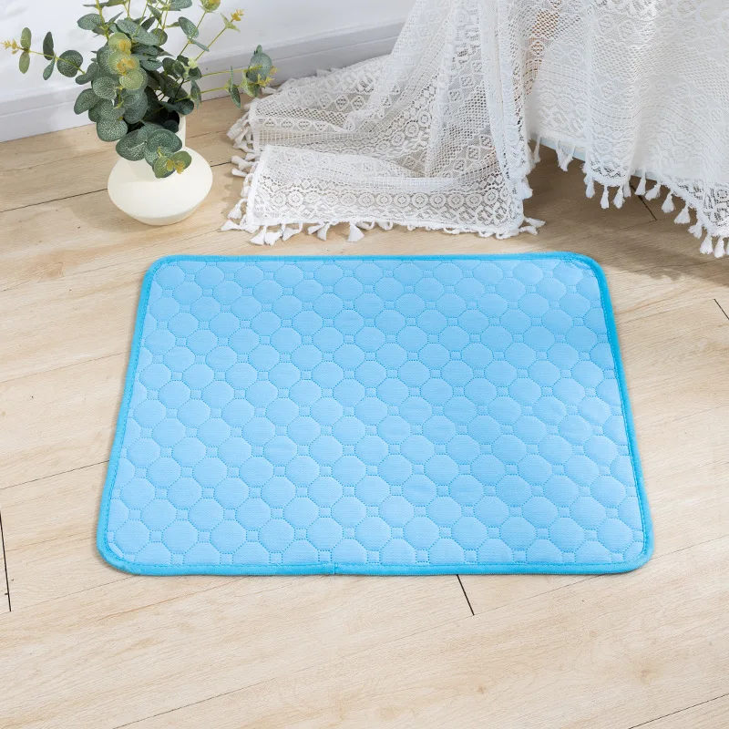 Herbruikbare Trainingsmat voor Honden | 4-laags Absorberend & Antislip Ontwerp | Geschikt voor Meubel- en Autobescherming | Machinewasbaar - Image 9