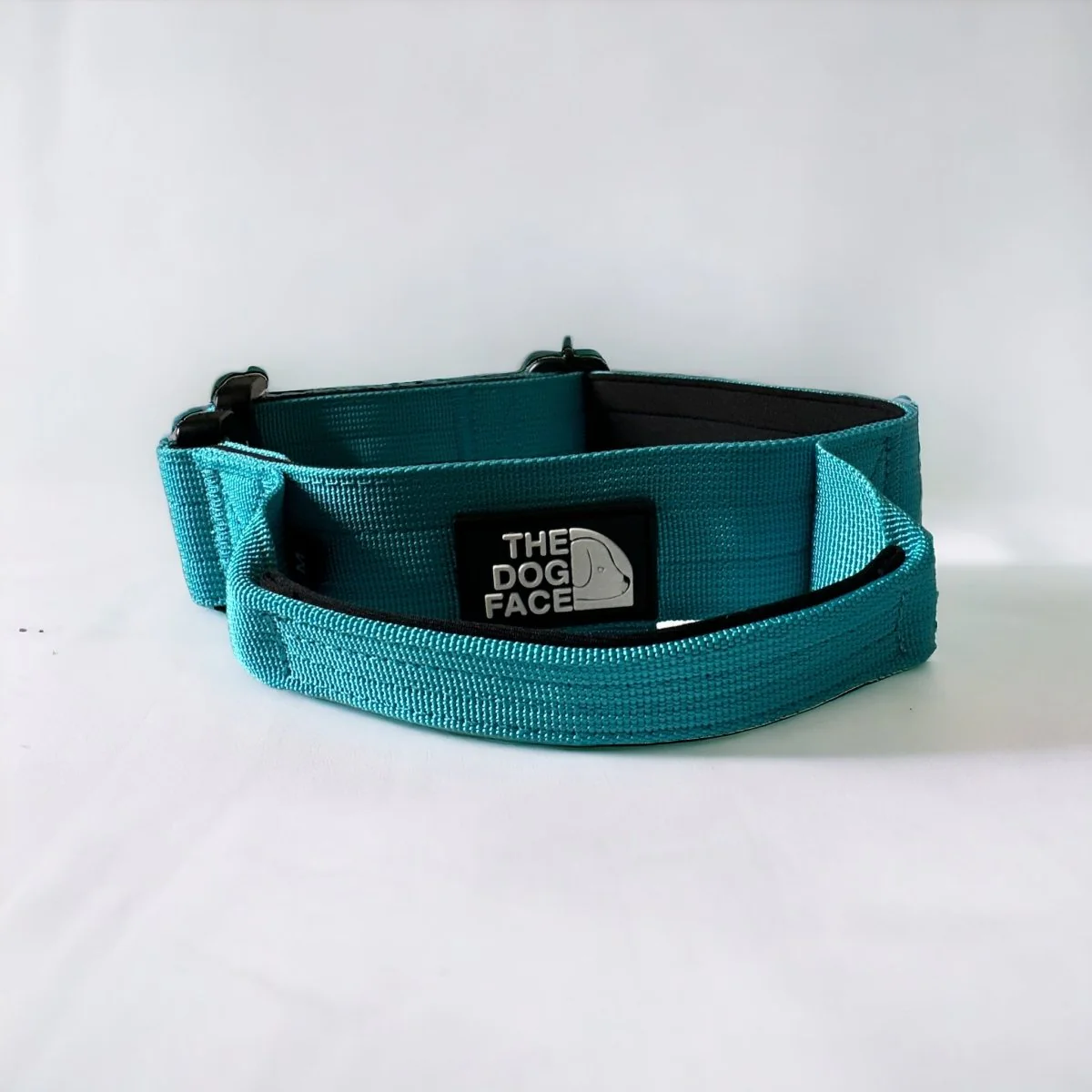 Tactische Hondenhalsband Nylon | Feloranje | Robuust & Comfort | Militair kwaliteit | Snelsluiting & Bedieningshendel | Ideaal voor Actieve Honden - Image 5