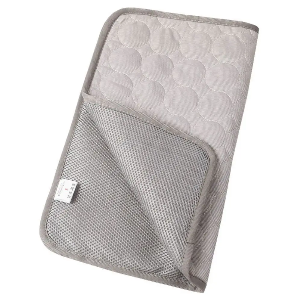 Verkoelende Slaapmat voor Huisdieren | Ademend en Comfortabel | Verkrijgbaar in Diverse Kleuren en Maten | Ideaal voor Warme Dagen - Image 10