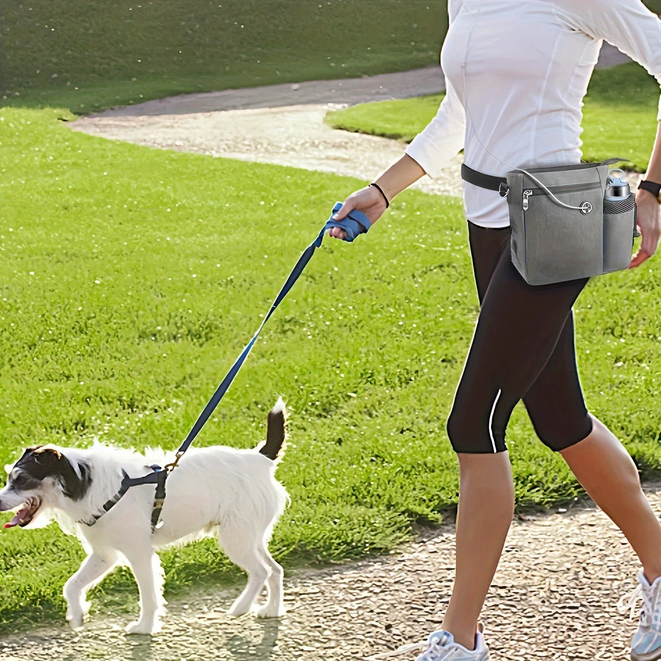 Honden traktatie tas met waterfleshouder | Verstelbare draagopties | Waterdicht polyester | Grote capaciteit | Afneembare voering | Geschikt voor training en wandelen | 25x21x8 cm - Image 7