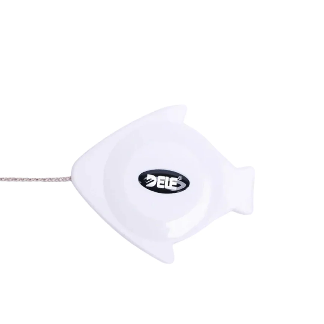 Intrekbare Huisdier Liberty Lijn | Verstelbare Nylon Band | Ergonomische Grip voor Comfort | Geschikt voor Katten en Honden tot 30 kg | 140CM Veilig Verkennen | Duurzaam en Veilig Mechanisme - Image 6