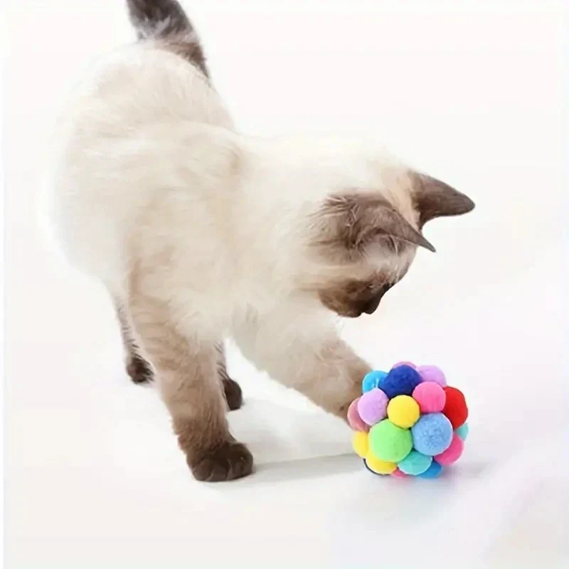 Kleurrijke Pluche Speelballen voor Katten met Belletje | Elastische en Zachte Ballen voor Zelfstandig Speelplezier - Image 5