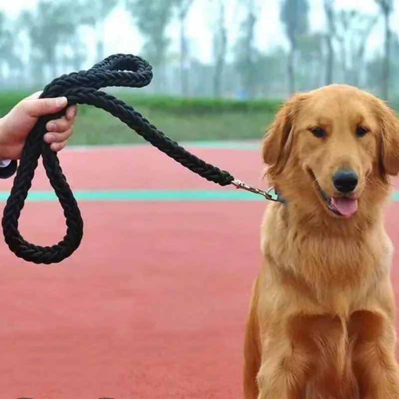 Sterke nylon hondenriem | Gevlochten touw met gesp | Alle seizoenen | Grote hondenriem voor bulldogs en rottweilers | Duurzaam en milieuvriendelijk | Geschikt voor wandelen, trainen en reizen - Image 4