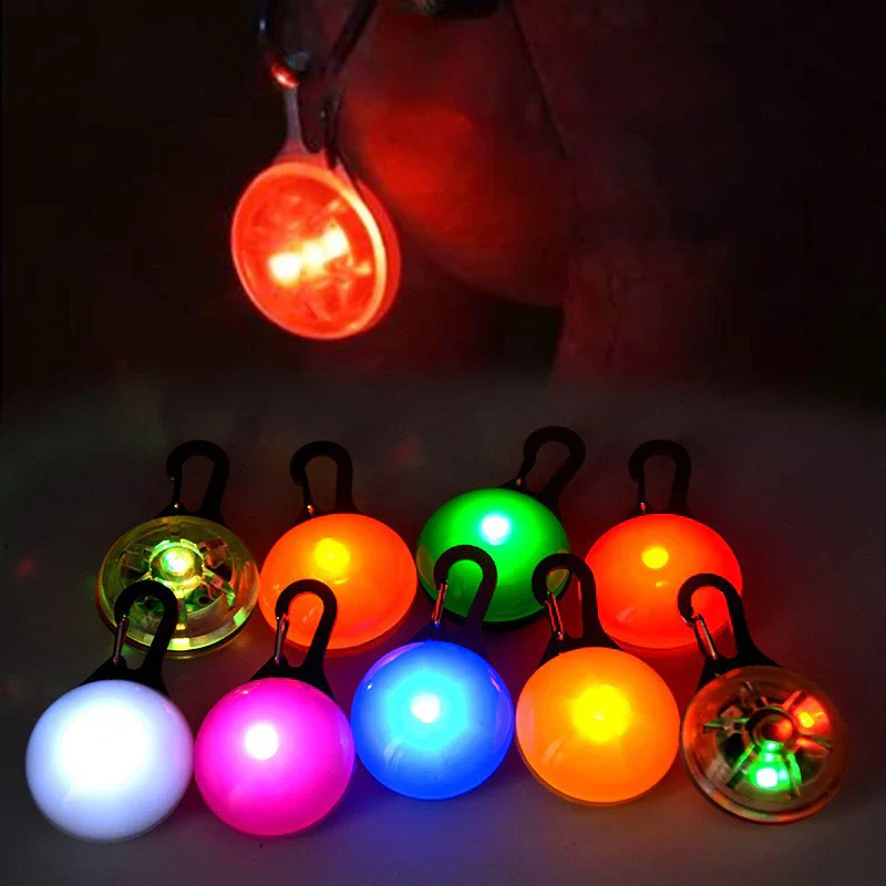 Multifunctionele LED Hanger voor Huisdierhalsband | Veilig en Zichtbaar in Donker | Inclusief Knipperlicht Functie | Verkrijgbaar in Meerdere Kleuren - Image 2
