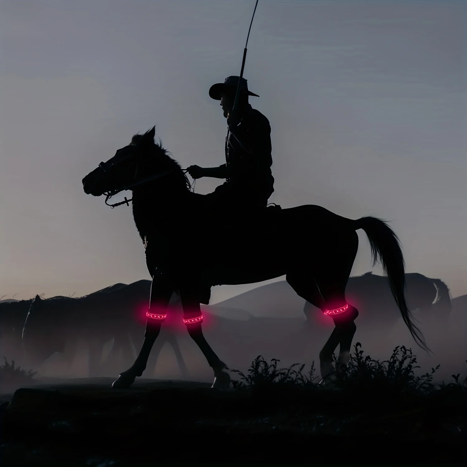 LED verlichting | Gevlochten Paard Beenbeschermers | Nacht Rijden | Veiligheid Paardrijden | Polyester | Knopcelbatterij - Image 17
