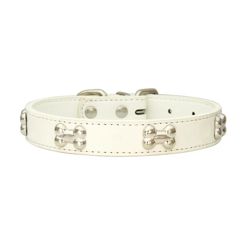 Luxe Kunstleren Halsaccessoire voor Huisdieren met Metalen Botdetails | Verstelbaar en Comfortabel | Geschikt voor Honden en Katten - Image 8