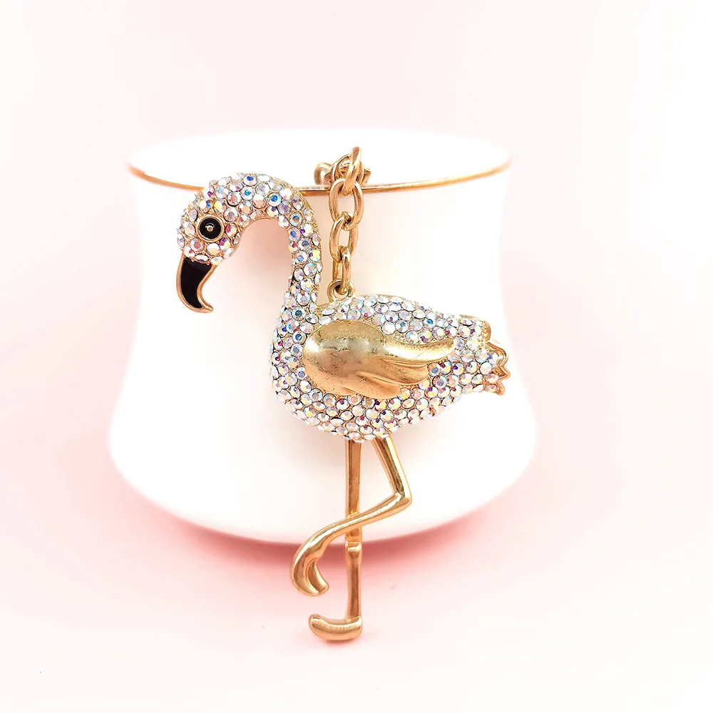 Sleutelhanger Flamingo Met Strass | Schattig Dier Ontwerp | Sleutelhouder Voor Auto, Tas, Telefoon | Cadeau Idee Voor Vrouwen & Meisjes | Metaal & Rhinestone | 12,5x5cm | Trendy Accessoire - Image 2